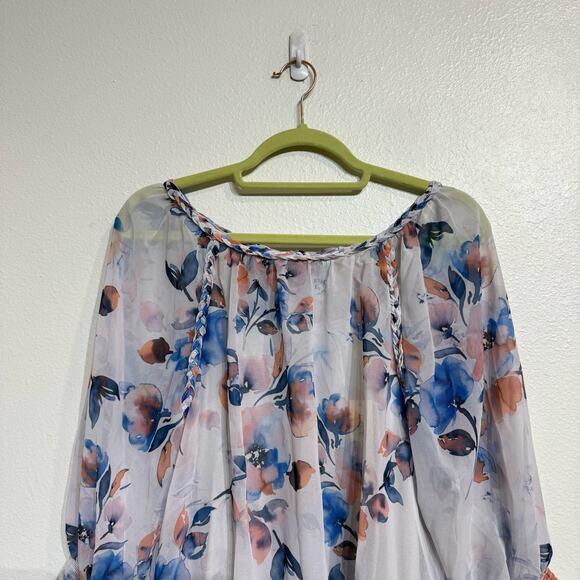 Lovestitch White Floral Sheer Ragland Blouse Sz S NWT - Picture 3 of 14